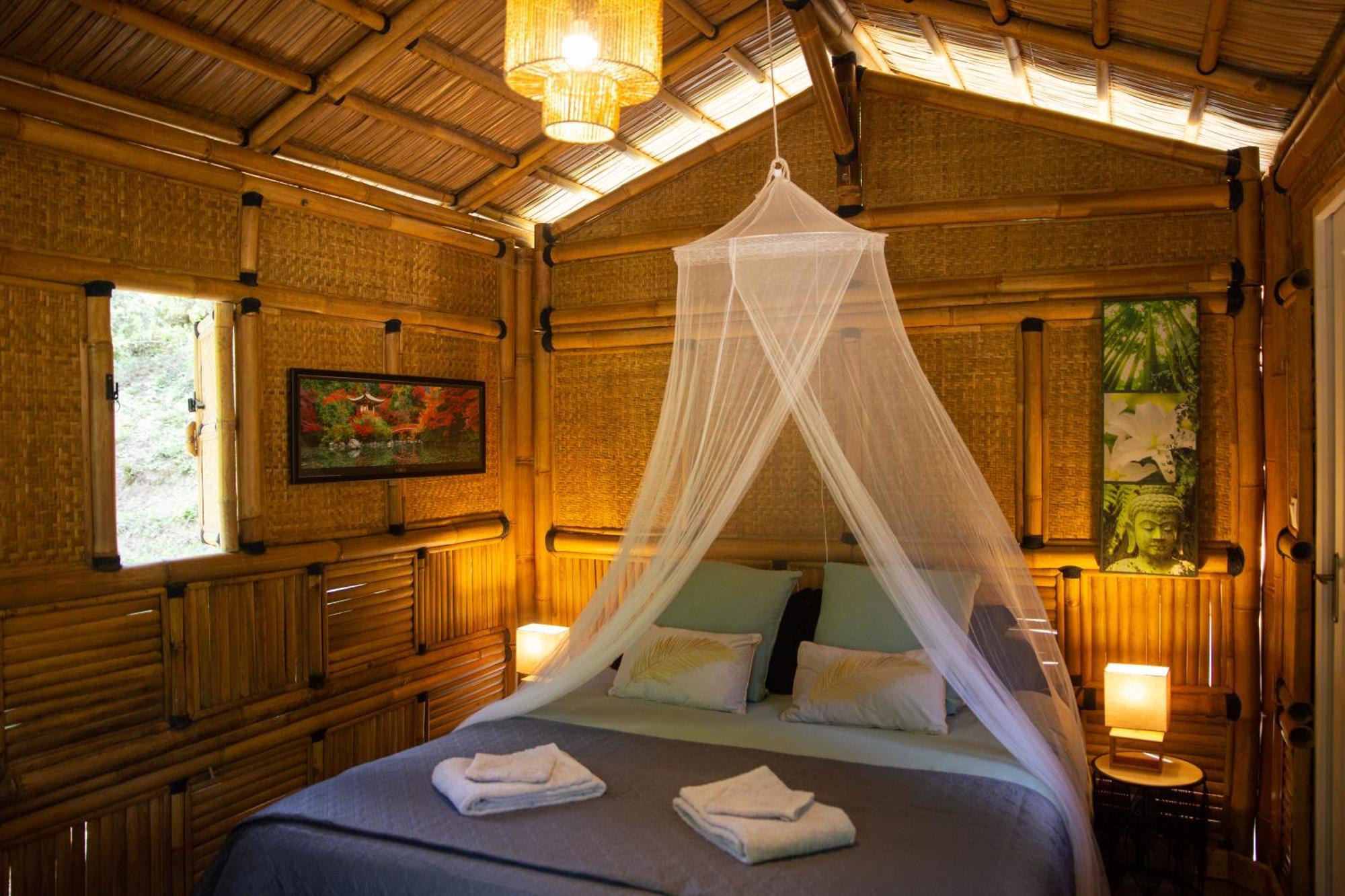 Suite Bambou Bien-Etre A Bali - Le Soleil Des Cevennes Сен-Жан-дю-Гар Экстерьер фото