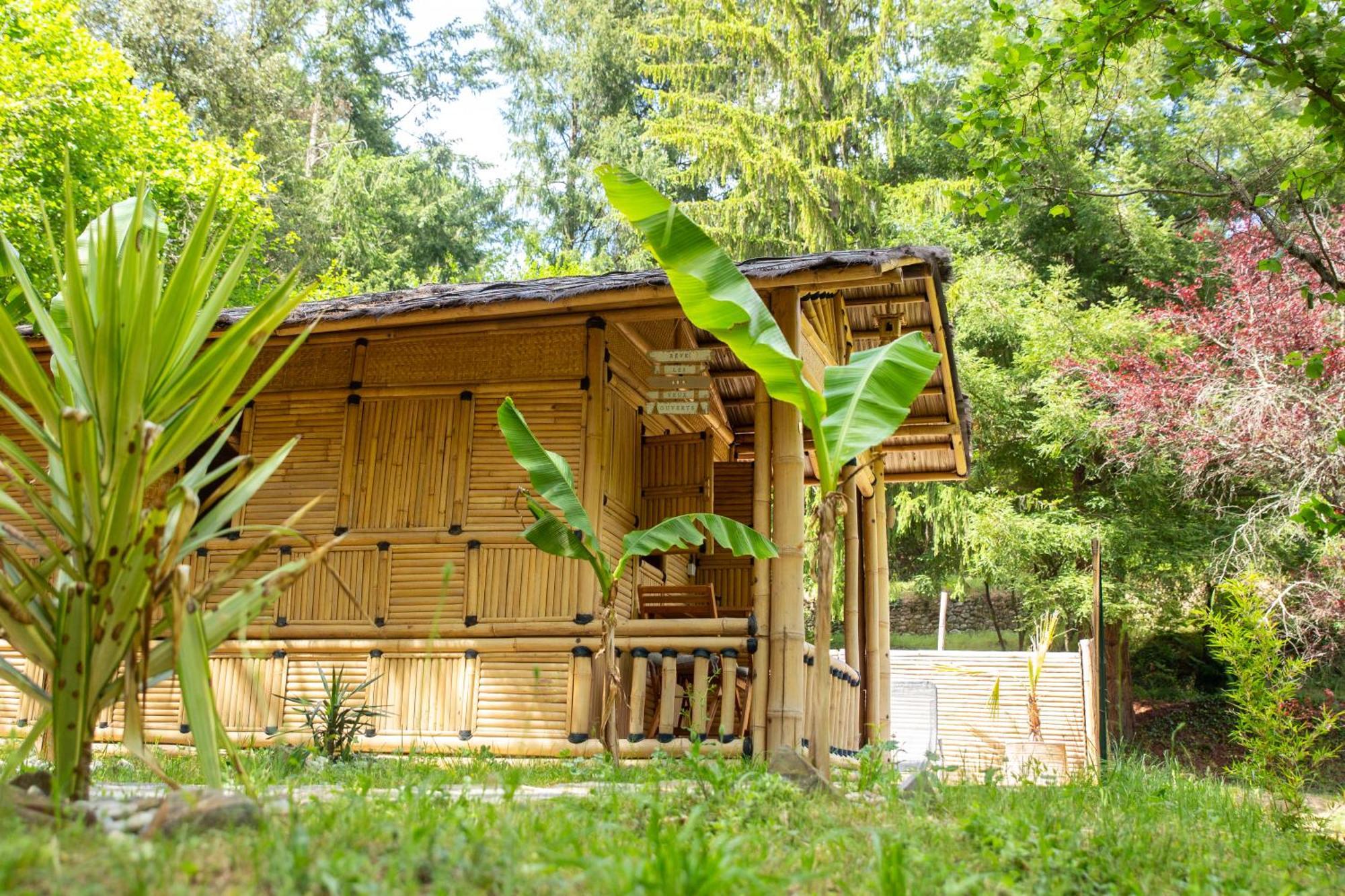 Suite Bambou Bien-Etre A Bali - Le Soleil Des Cevennes Сен-Жан-дю-Гар Экстерьер фото